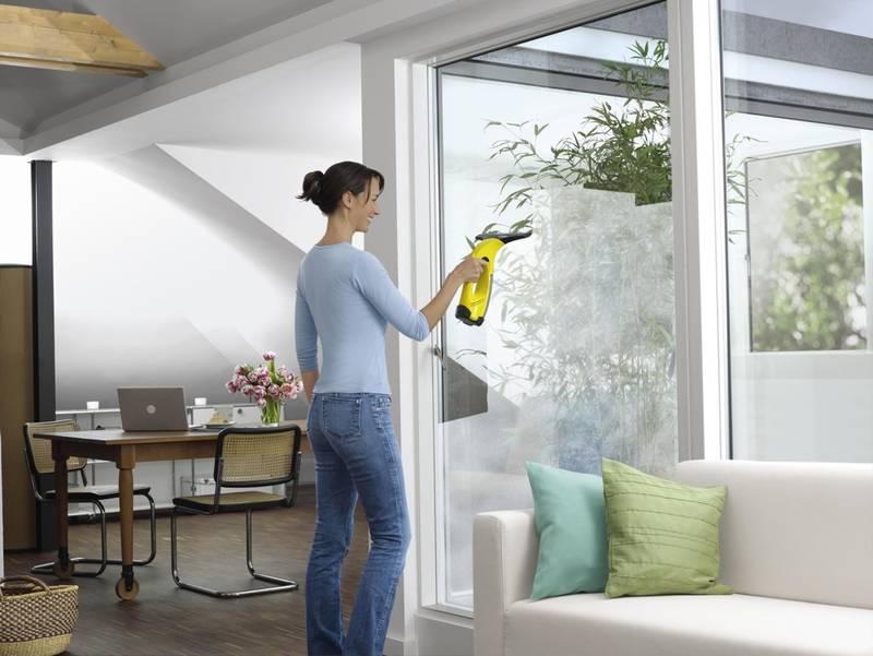 Čistič oken Kärcher WV 50 plus, bateriový