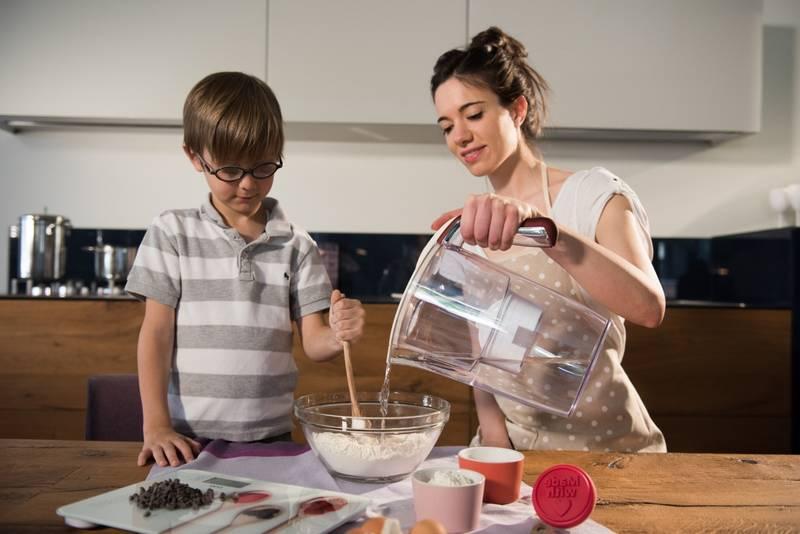 Filtrační konvice Laica Light Graffiti červená