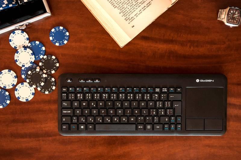 Klávesnice GoGEN WKB 360, CZ černá