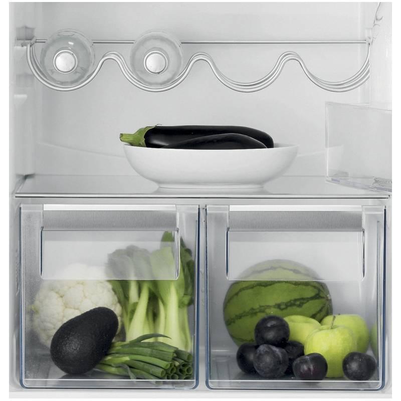 Chladnička s mrazničkou Electrolux EN3853MOW bílá