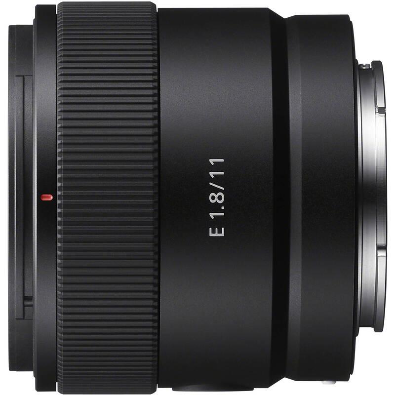 Objektiv Sony E 11 mm f 1.8 černý