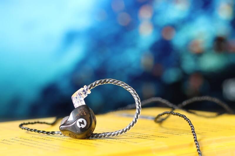 Sluchátka Intezze ALPHA černá