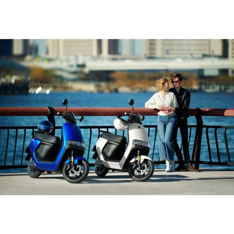 Elektroskútr Segway E110S