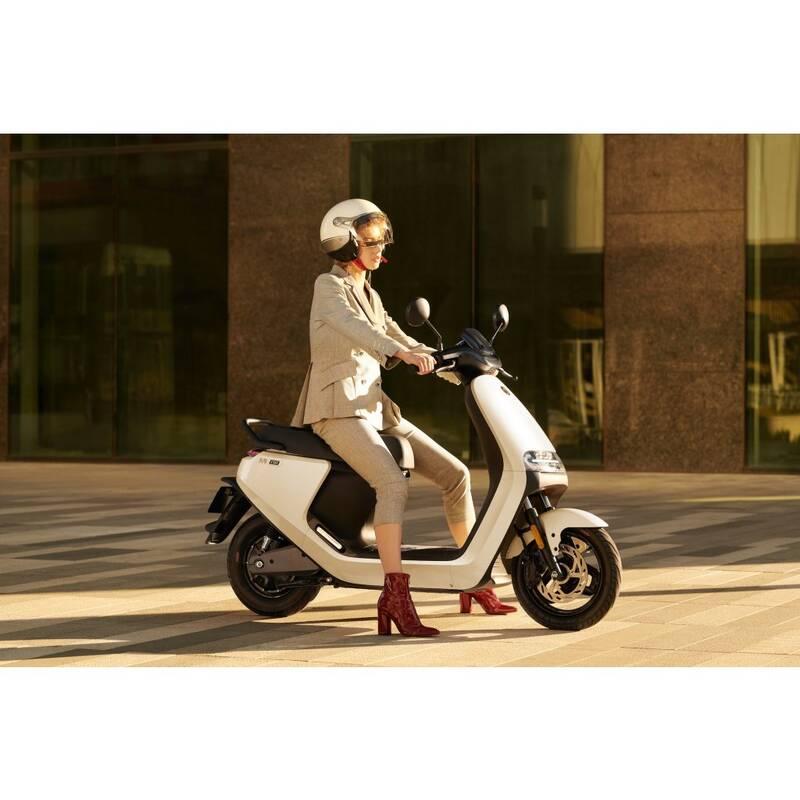 Elektroskútr Segway E110S