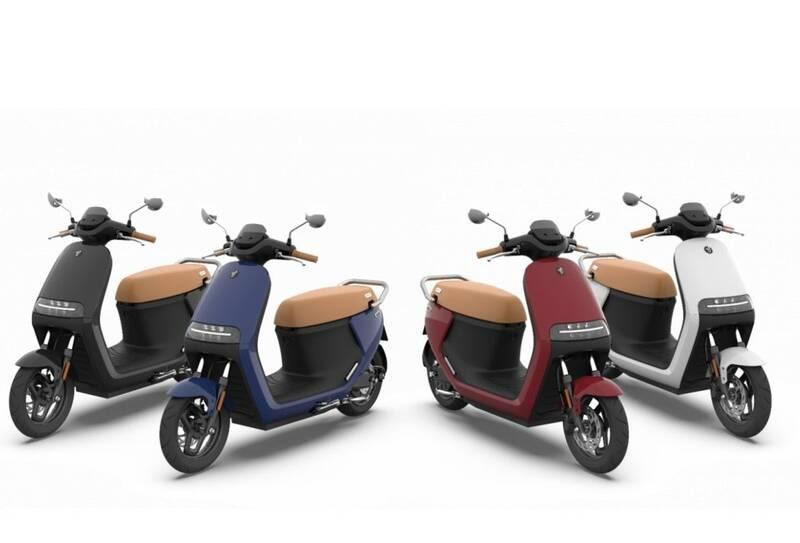 Elektroskútr Segway E125S