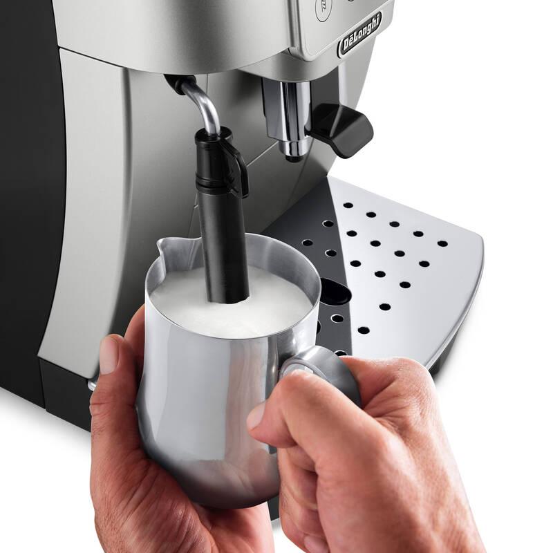 Espresso DeLonghi Magnifica Start ECAM 220.31 SSB černé stříbrné