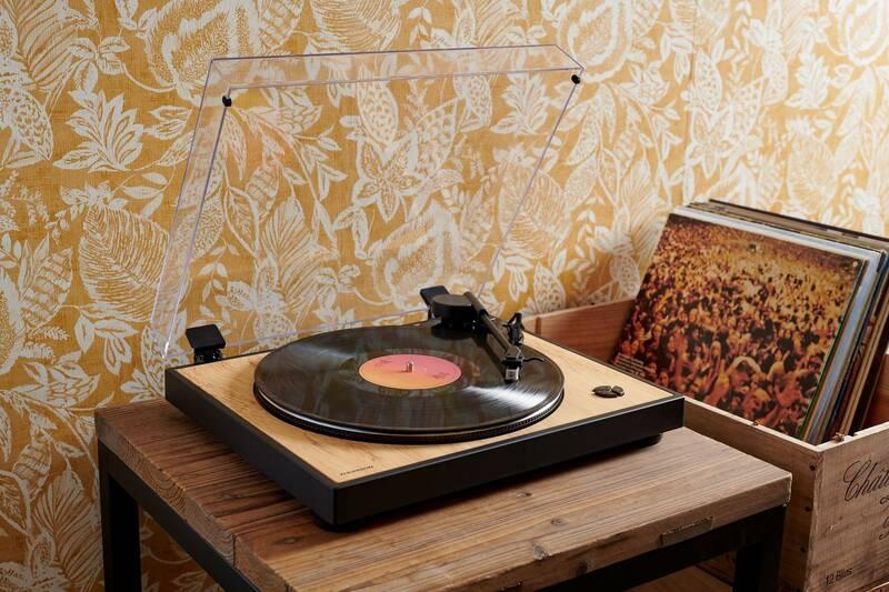 Gramofon Thomson TT300 černý