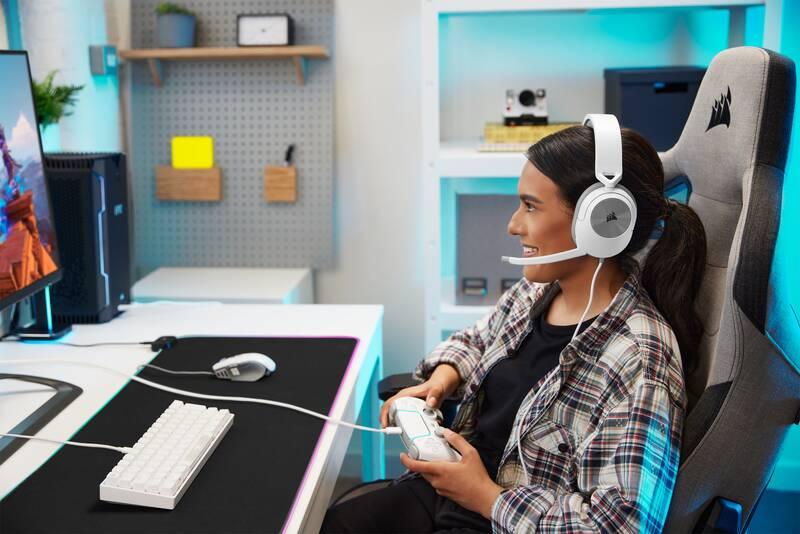 Headset Corsair HS55 Surround bílý