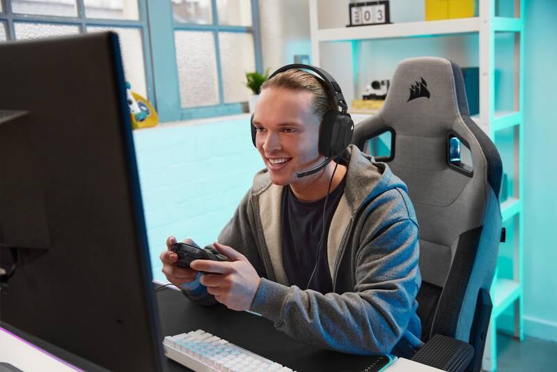 Headset Corsair HS80 RGB USB černý