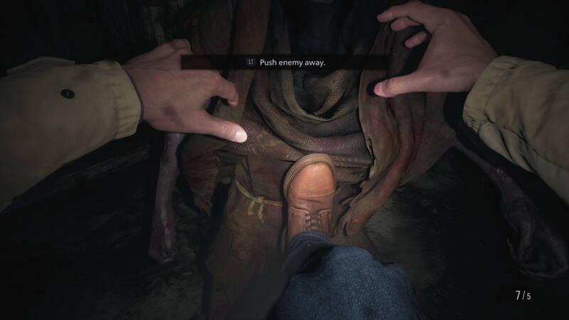 Hra Capcom Xbox Resident Evil Village: Gold Edition