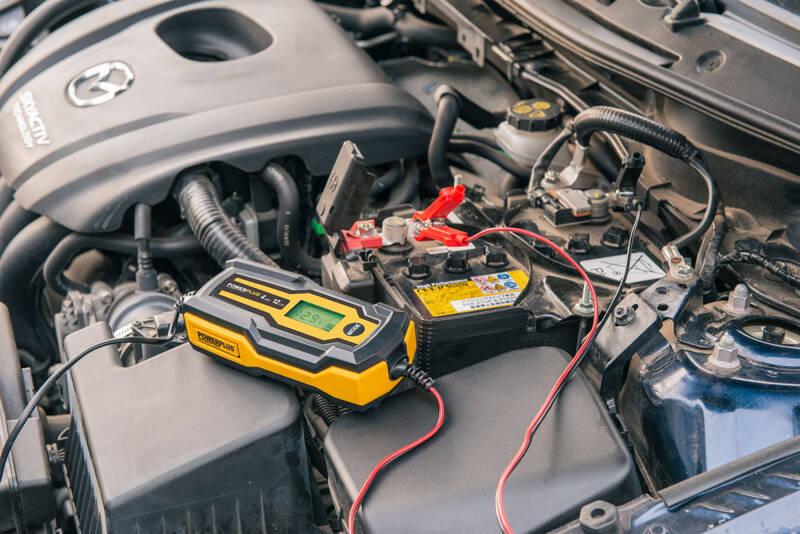 Nabíječka autobaterií POWERPLUS POWX4203