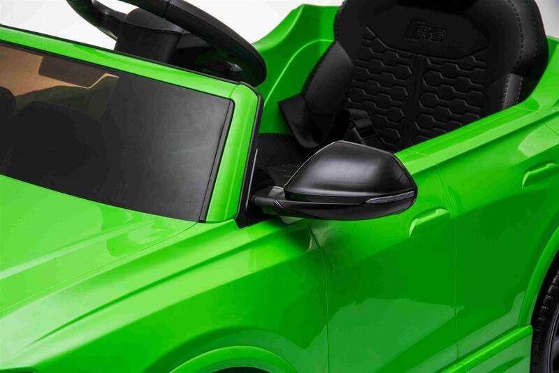 Elektrické autíčko Beneo Audi RSQ8 zelené