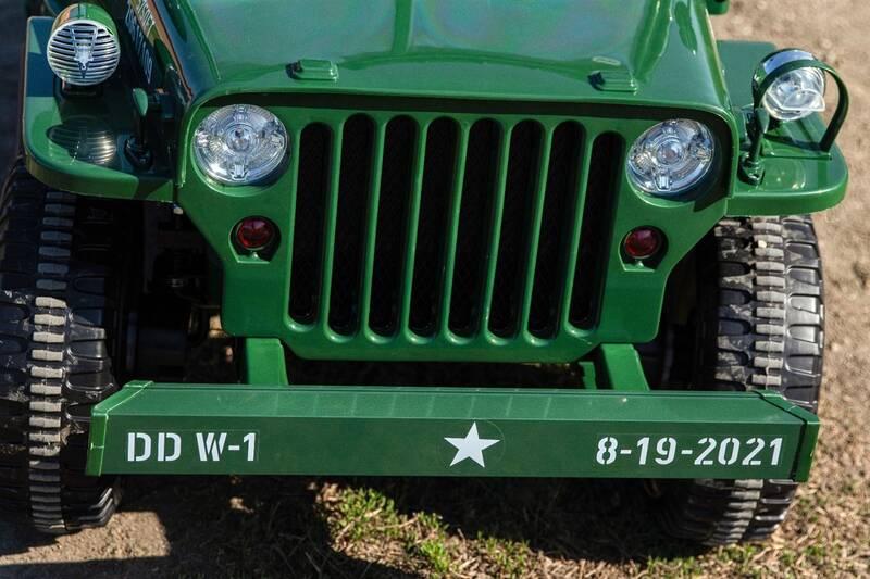 Elektrické autíčko Beneo USA ARMY 4X4 zelené