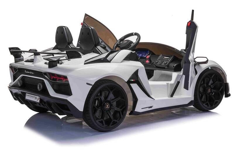 Elektrické autíčko Beneo Lamborghini Aventador 12V dvojmístné bílé