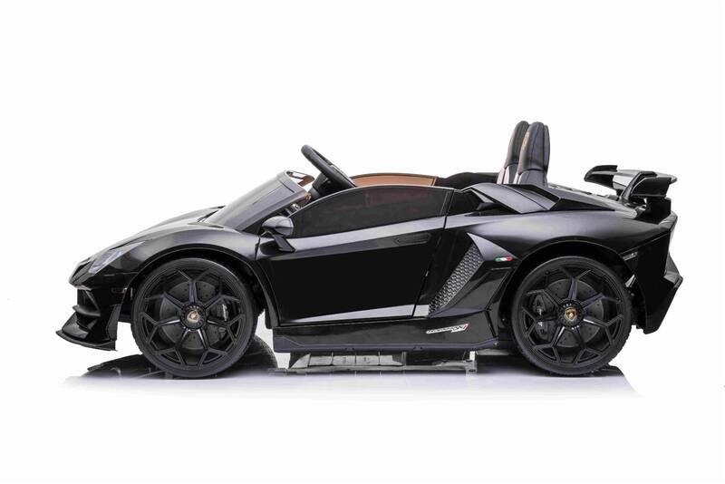 Elektrické autíčko Beneo Lamborghini Aventador 12V dvojmístné černé