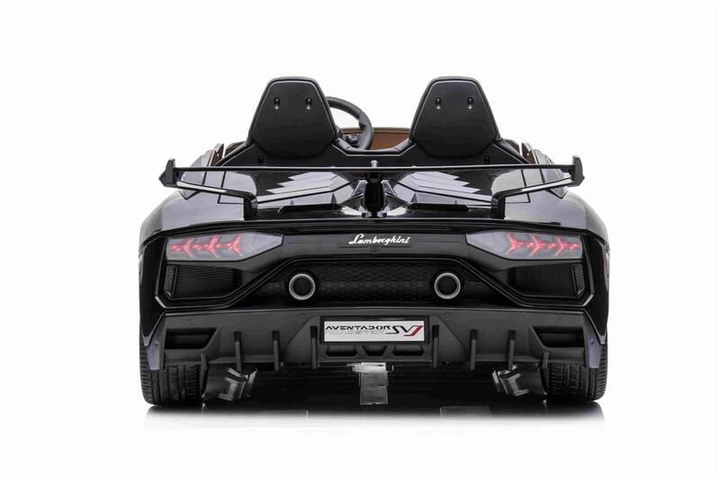 Elektrické autíčko Beneo Lamborghini Aventador 24V dvojmístné černé