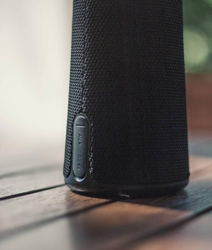 Přenosný reproduktor EarFun SP200B černý