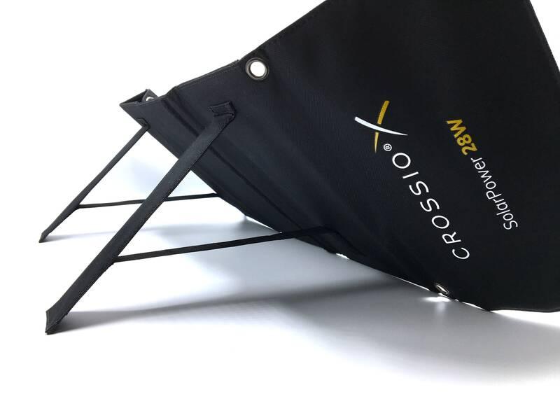 Solární nabíječka Crossio SolarPower 28W 3.0 černý