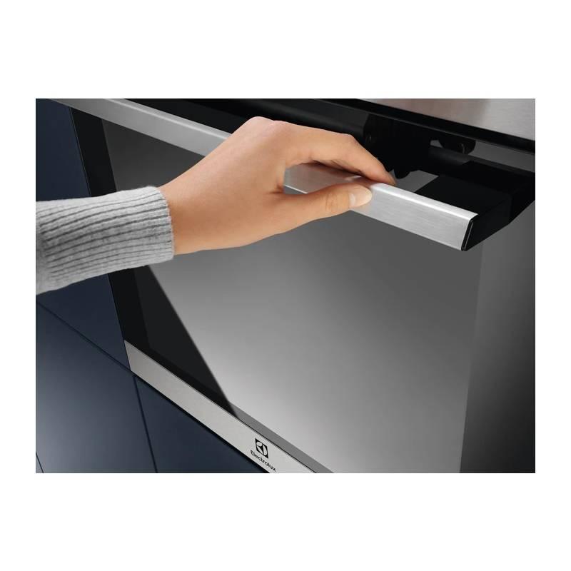 Trouba Electrolux 600 FLEX EOF3H00BX nerez