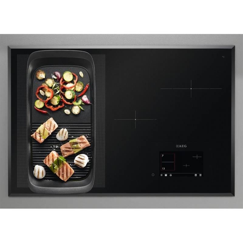 Indukční varná deska AEG Mastery HKH81700FB černá