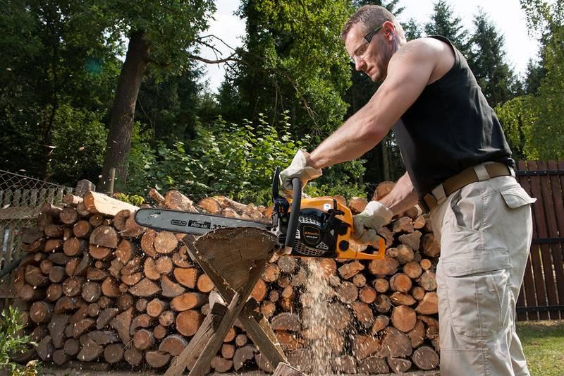 Řetězová pila Riwall RPCS 5545, benzínová