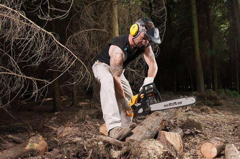 Řetězová pila Riwall RPCS 5545, benzínová