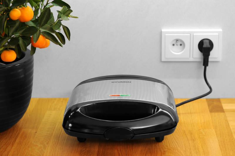 Sendvičovač Hyundai SM 628 černý nerez