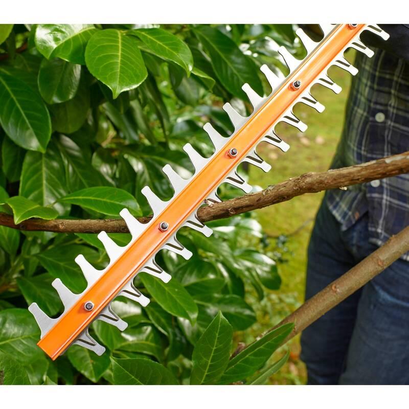 Nůžky na živý plot Black-Decker BEHT251-QS