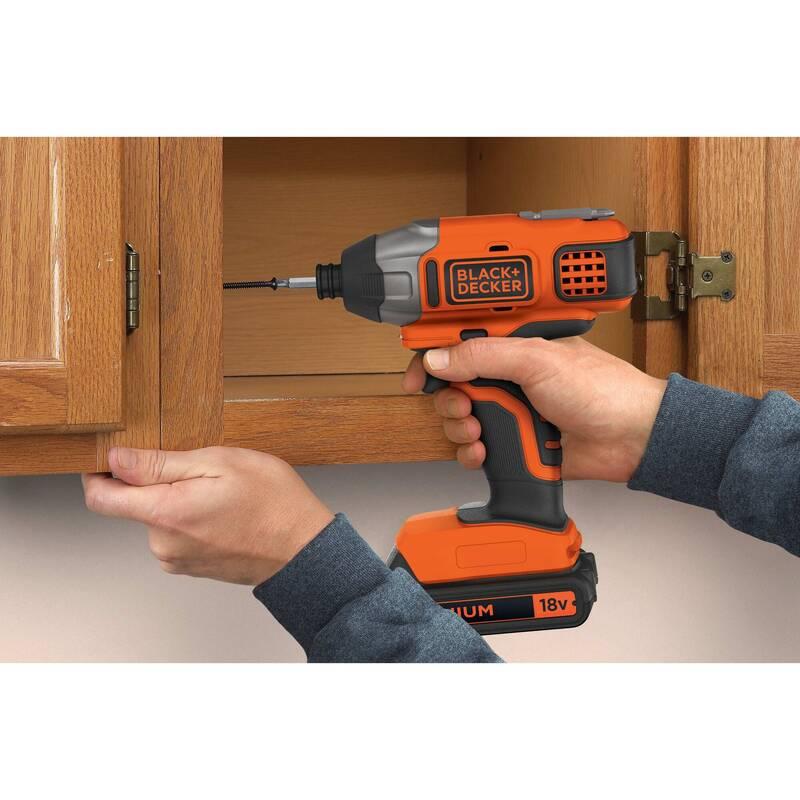 Rázový šroubovák Black-Decker BDCIM18N-XJ