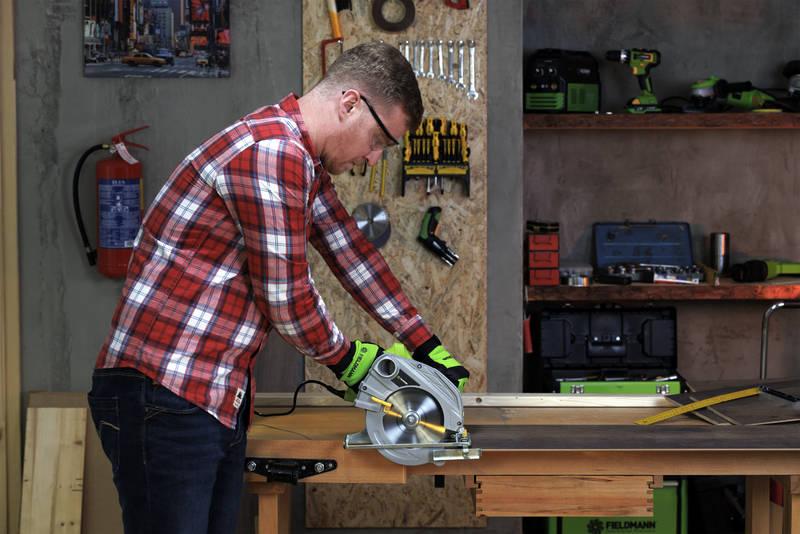 Okružní pila Fieldmann FDK 201202-E