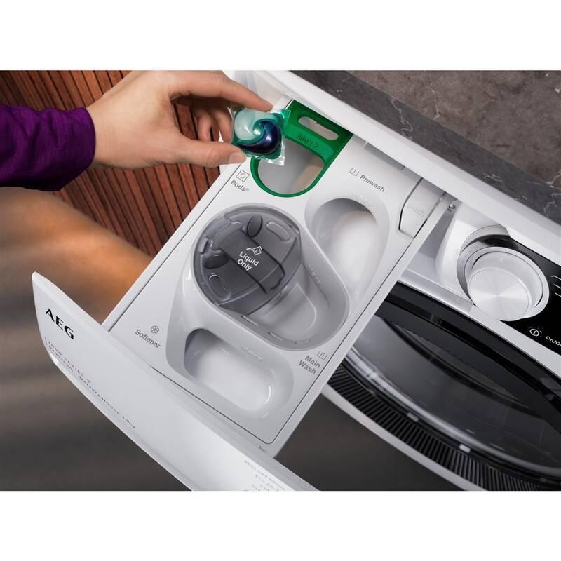 Pračka AEG UniversalDose ProSteam® 7000 LFR73964VC bílá