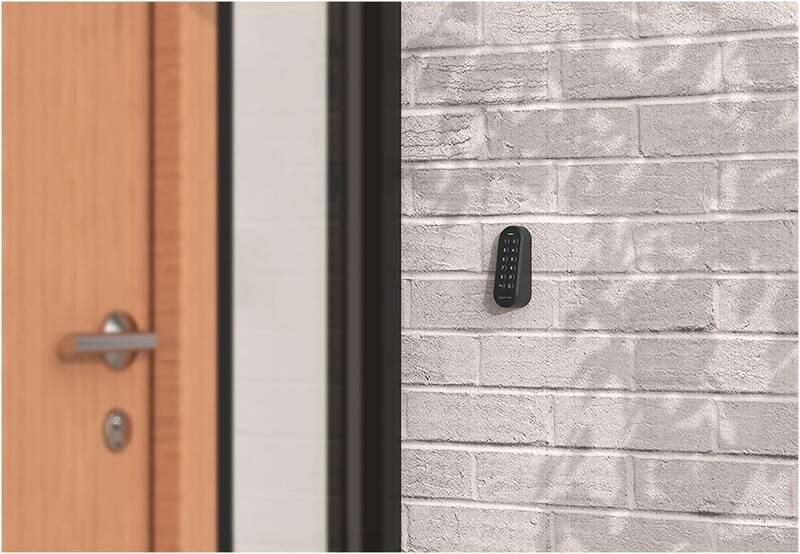 Zámek Igloohome Retrofit Lock Keypad Wi-Fi Bridge černý