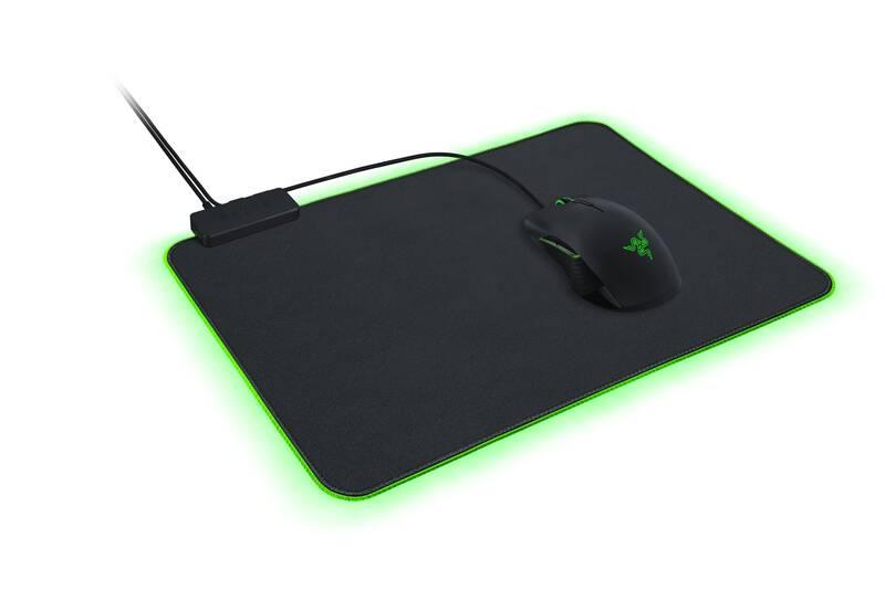 Podložka pod myš Razer Goliathus Chroma, 35,5 × 25,5 cm černá