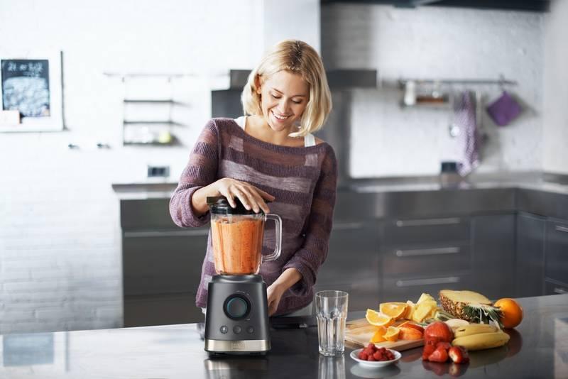 Stolní mixér Black Decker BXJB1800E