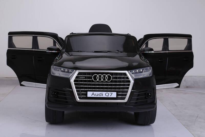 Elektrické autíčko Eljet Audi Q7 černá