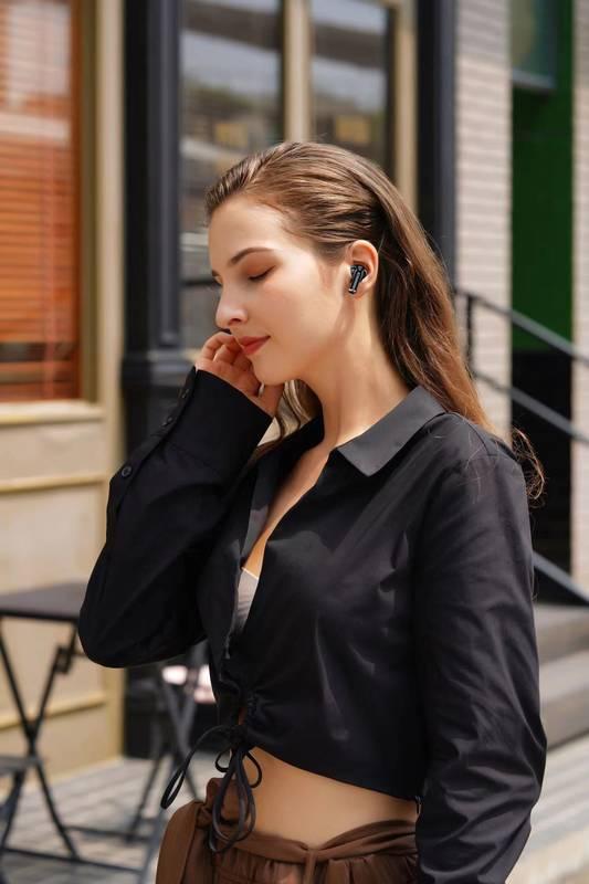 Sluchátka Swissten Minipods černá