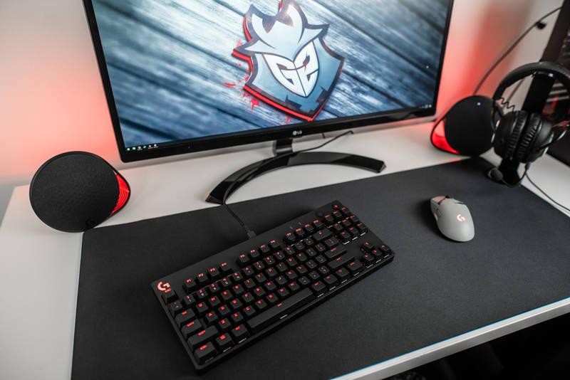 Klávesnice Logitech Gaming G Pro, GX Blue Clicky, CZ černá