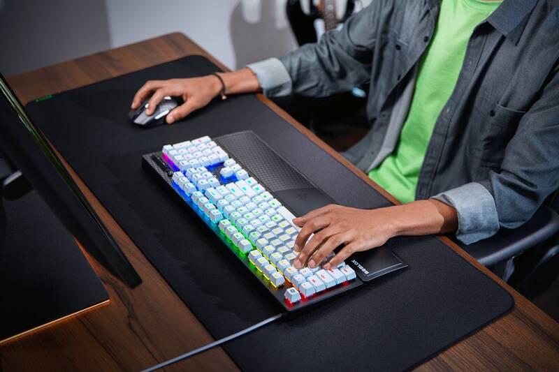Myš Razer Orochi V2 – Roblox Edition​ černá