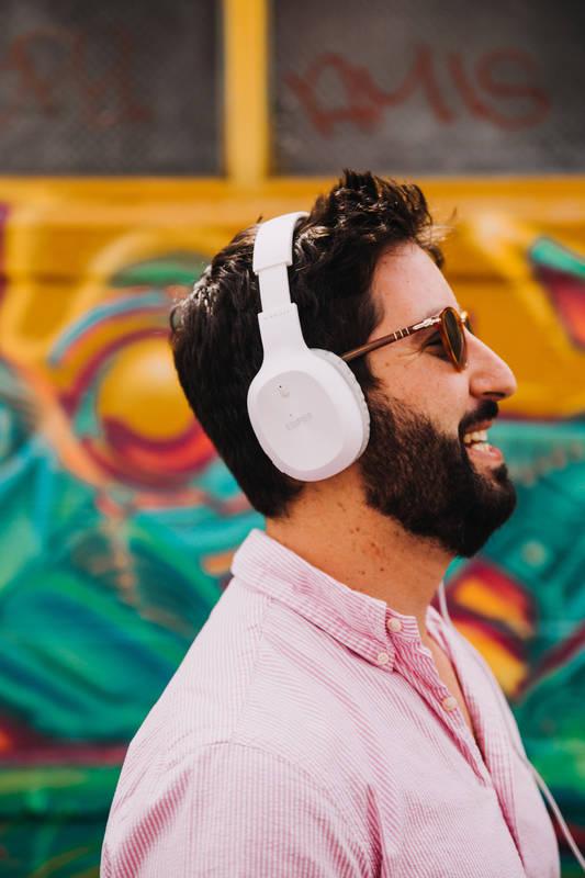 Sluchátka Edifier W800BT Plus bílá