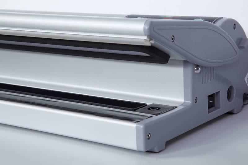 Svářečka folií Guzzanti GZ 330