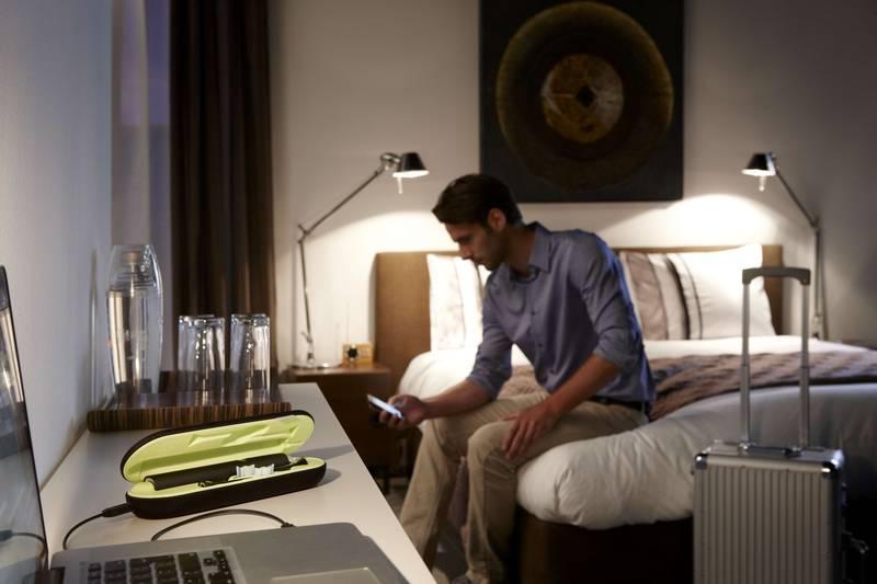 Zubní kartáček Philips Sonicare DiamondClean HX9352 04 černý