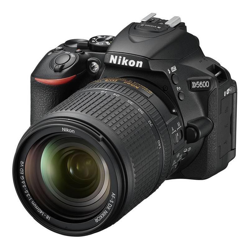 Digitální fotoaparát Nikon D5600 18-140 AF-S VR černý