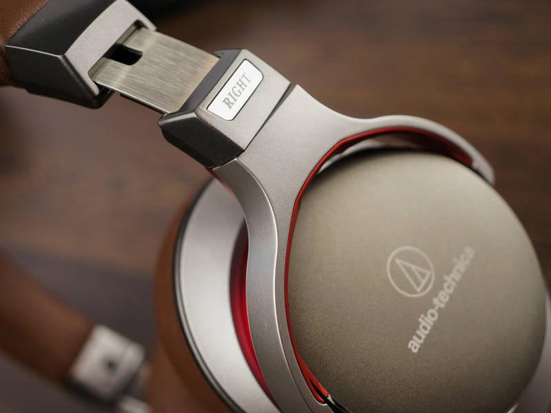 Sluchátka Audio-technica ATH-MSR7 hnědá