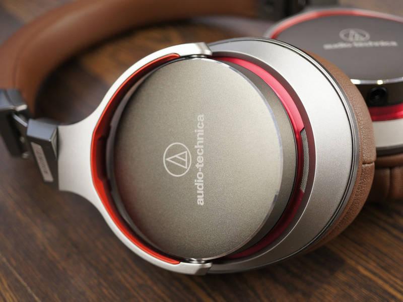 Sluchátka Audio-technica ATH-MSR7 hnědá