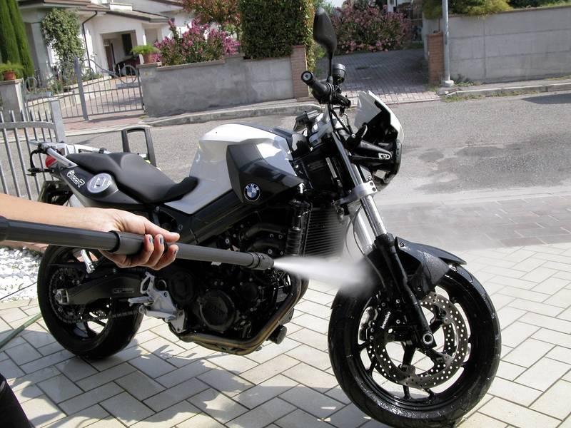 Vysokotlaký čistič Bosch AQT 130