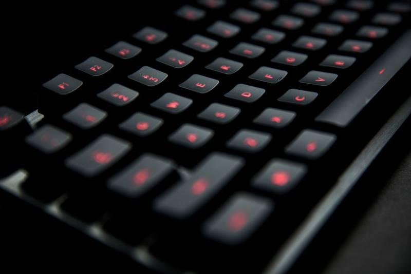 Klávesnice Logitech Gaming G413, červené podsvícení, US carbon