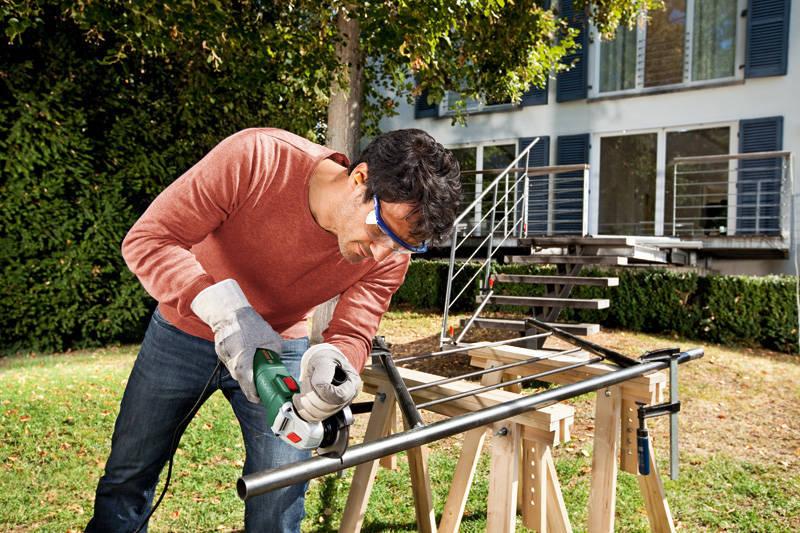 Úhlová bruska Bosch PWS 700-115