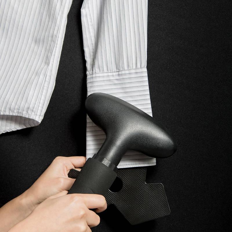 Parní napařovač oděvů SteamOne H10S černý