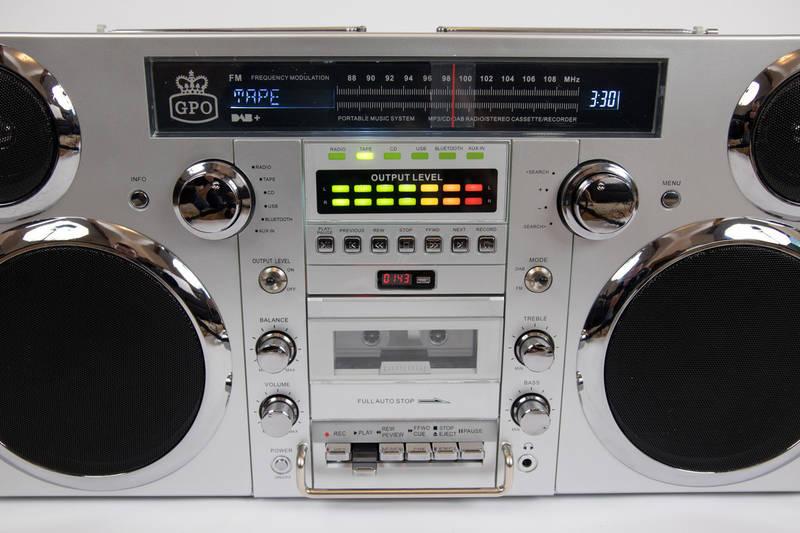 Radiomagnetofon s CD GPO Brooklyn stříbrný