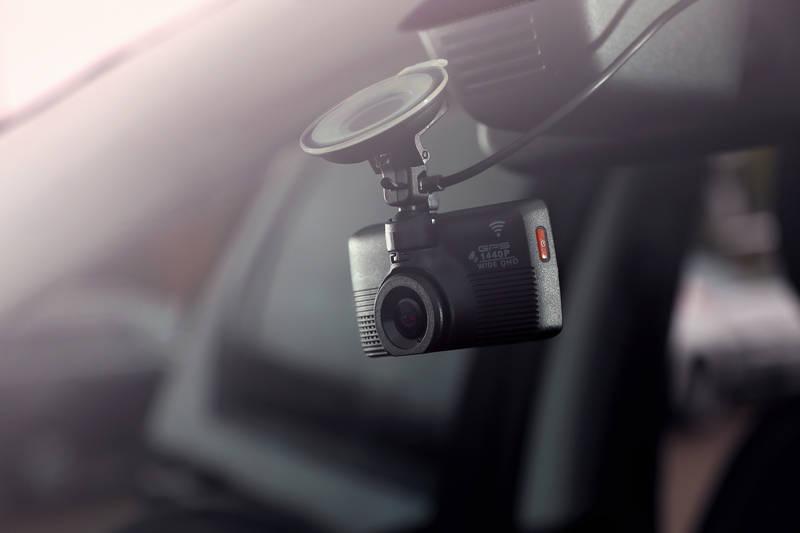 Autokamera Mio MiVue 752 WiFi DUAL černá